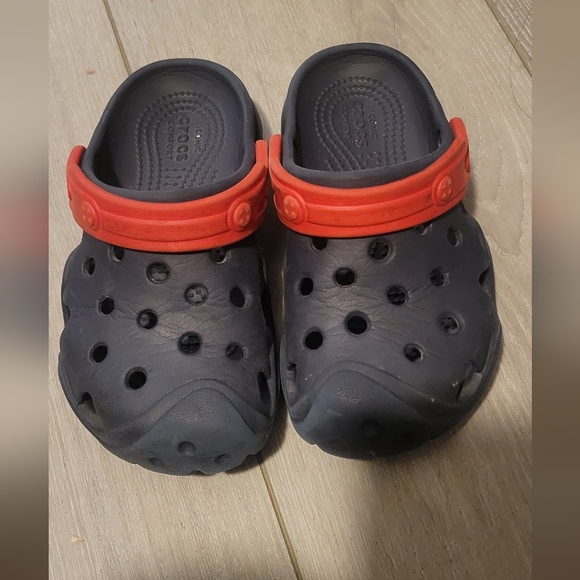 Kids Crocs - Picture 4 of 5